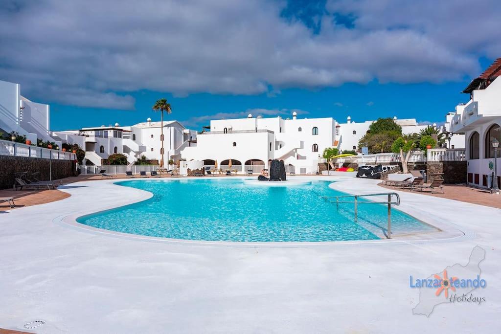 Vivienda Vacacional El Descanso Costa Teguise Eksteriør billede