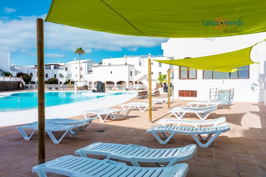 Vivienda Vacacional El Descanso Costa Teguise Eksteriør billede